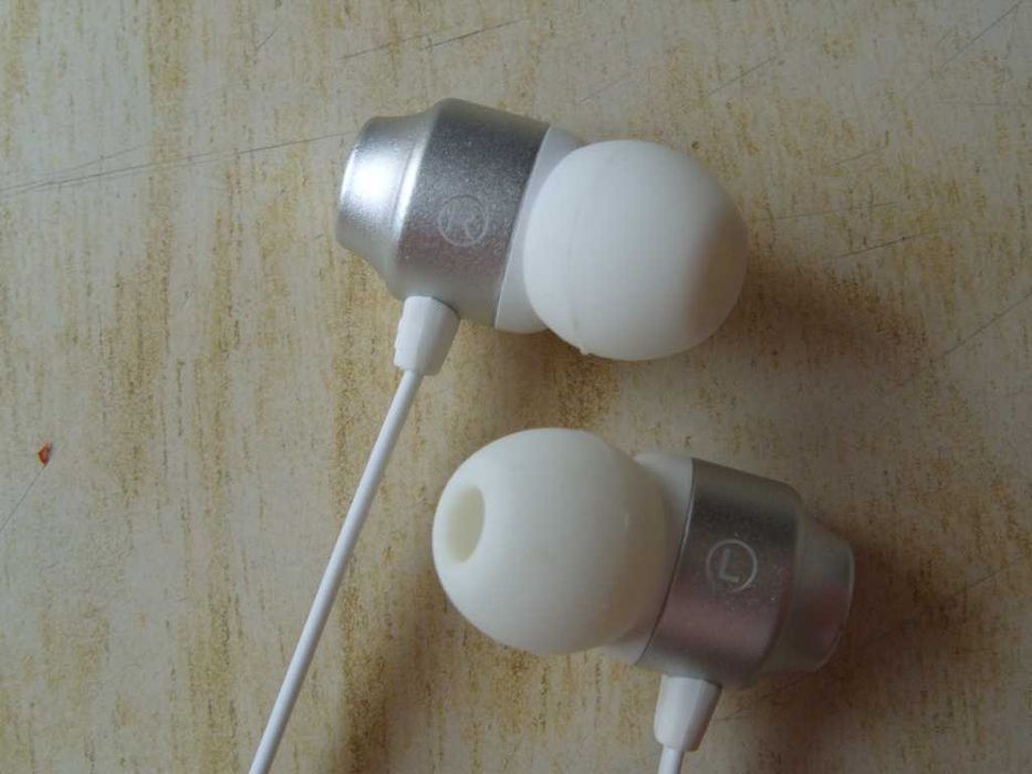 Безжични Bluetooth спортни слушалки Smorss