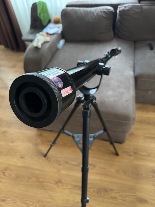 Telescop terestru si astronomic 525x