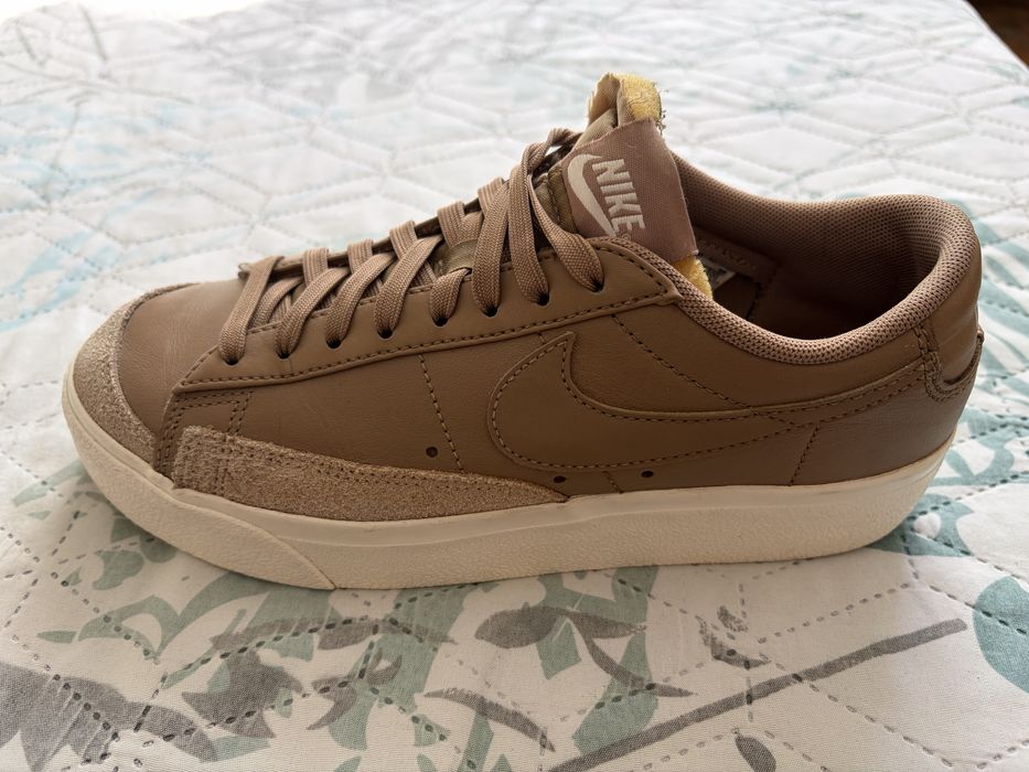 Кецове Nike W blazer low platform