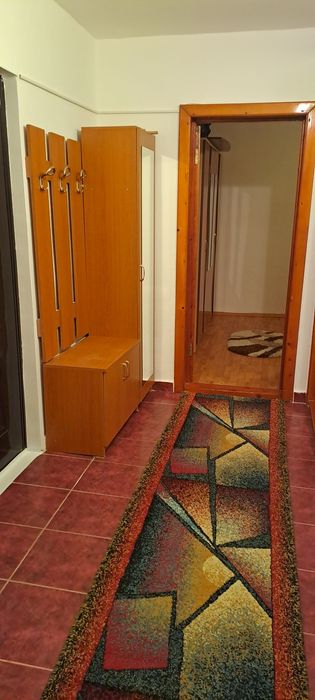 Închiriez apartament  Caransebes