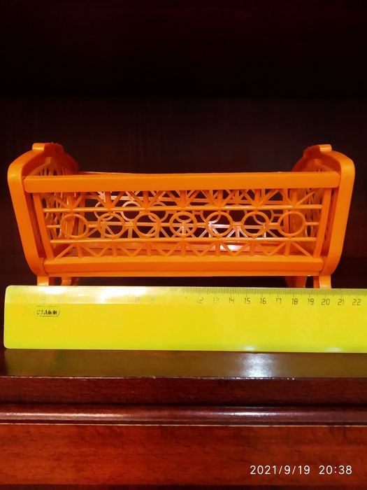 Кроватка для куклы