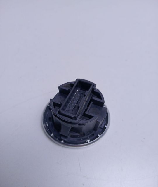 Buton start/stop   694949907 BMW Seria 1 E81-E88 seria