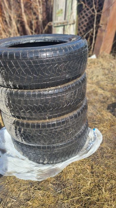 Продам шины  бу лето