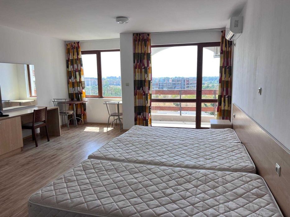 Продава се Едностаен апартамент в к.к. Слънчев бряг - 60 кв.м за 907 €/кв.м - Снимка #1