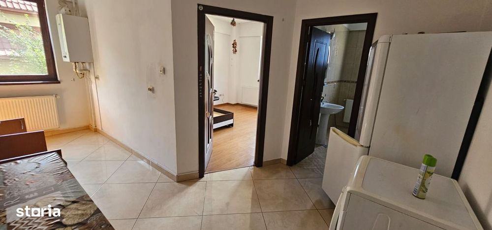 Apartament cu 1 cameră decomandat zona Nicolina Cug bloc2014 t Neculai