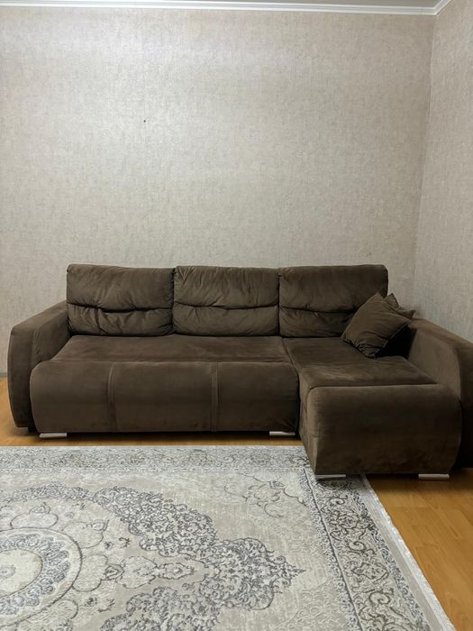 Диван для гостиной