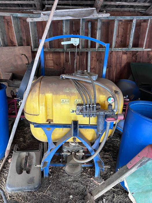 Instalatie de ierbicidat 300 litri