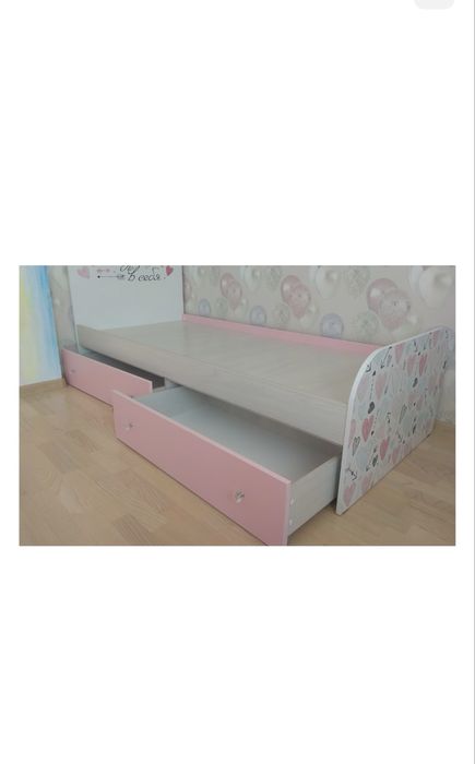 Продам детскую мебель