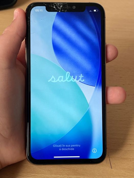 Vand Iphone 11 Pro, 256 Gb , pret avantajos