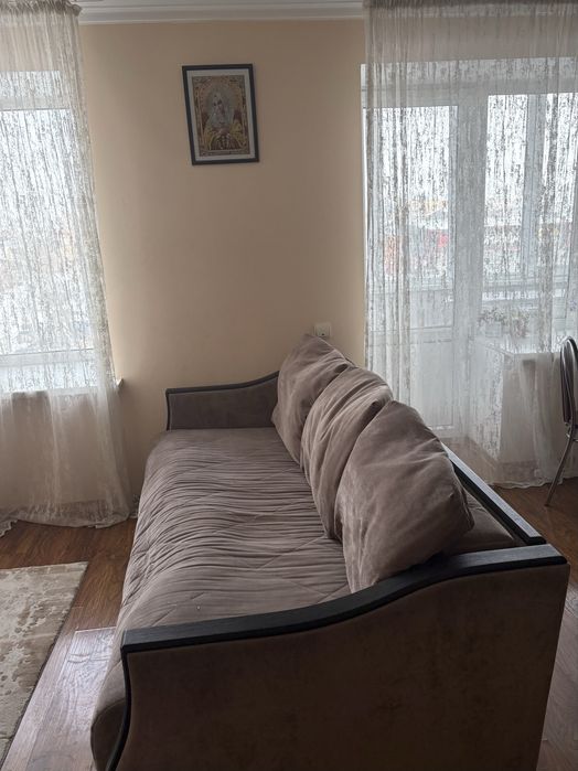 Отдам диван 2,2 длина
