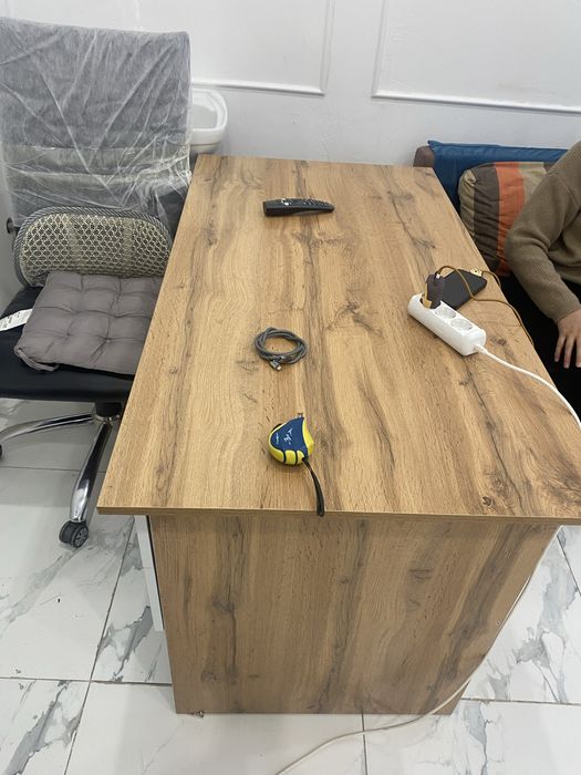 Стол письменный