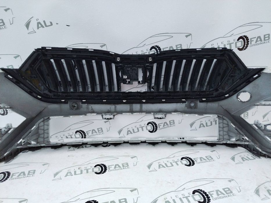 Bara fata Skoda Octavia 4 VRS  an 2019-2020-2021-2022-2023