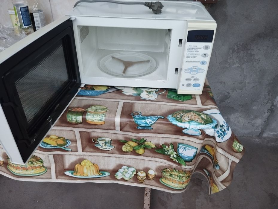 Микроволновая печь