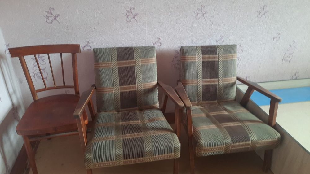 Продается шкафы стульчики диваны кресло