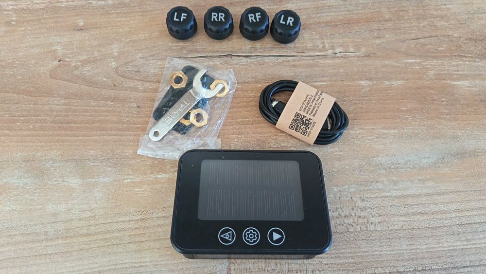 Монитор за налягане в гумите, Соларен и USB, Безжичен, 0-6bar, Издръжлив материал