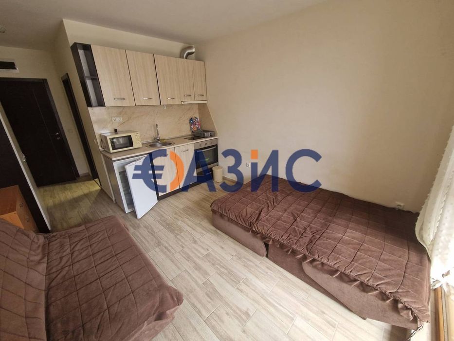 Продава се Едностаен апартамент в к.к. Слънчев бряг - 32 кв.м за 1051 €/кв.м - Снимка #2