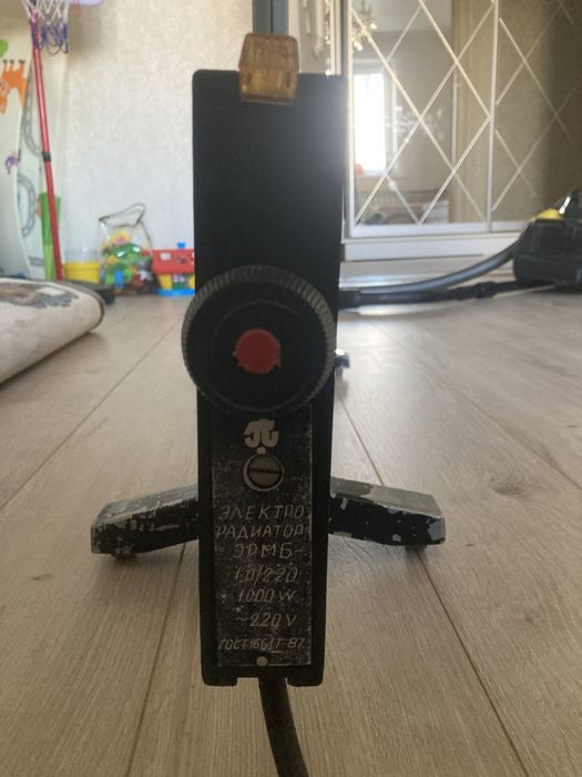 Продам электронагреватель.