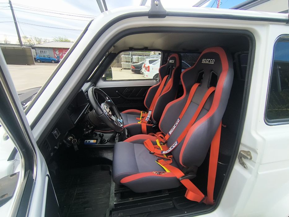 Lada Niva 1.7i *22.000km*