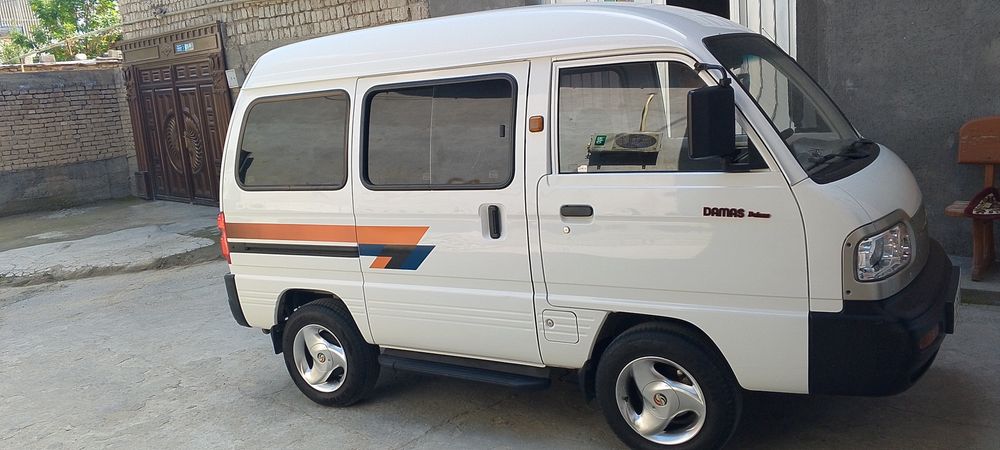 Срочно продам автомобиль дамас