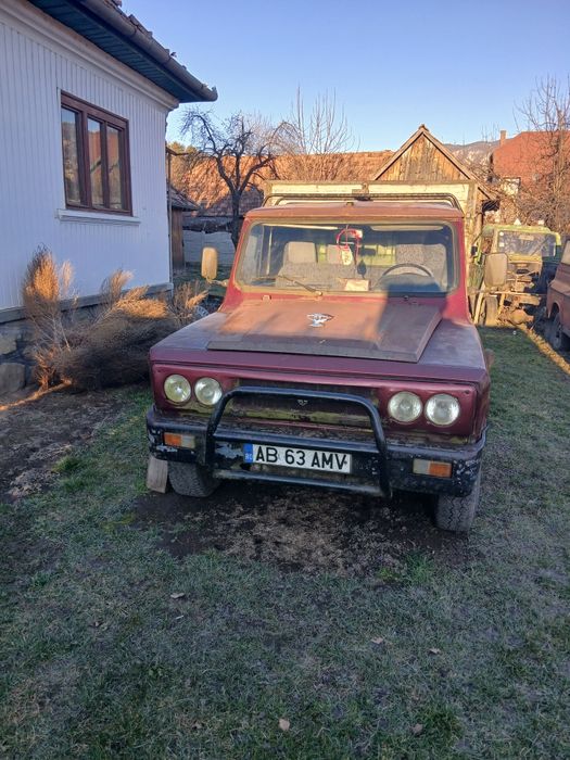 Vând aro camioneta