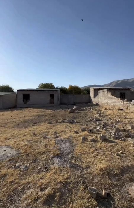 Oqtoshda dacha uchun joy