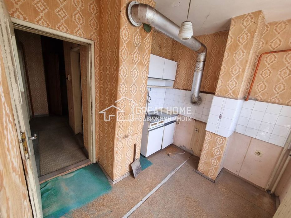 Продава се Тристаен апартамент в Търговище, Запад 1 - 56 кв.м за 683 €/кв.м - Снимка #3