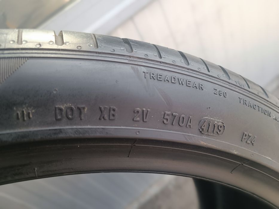2 бр. Летни гуми 325 30 23 Pirelli P Zero
