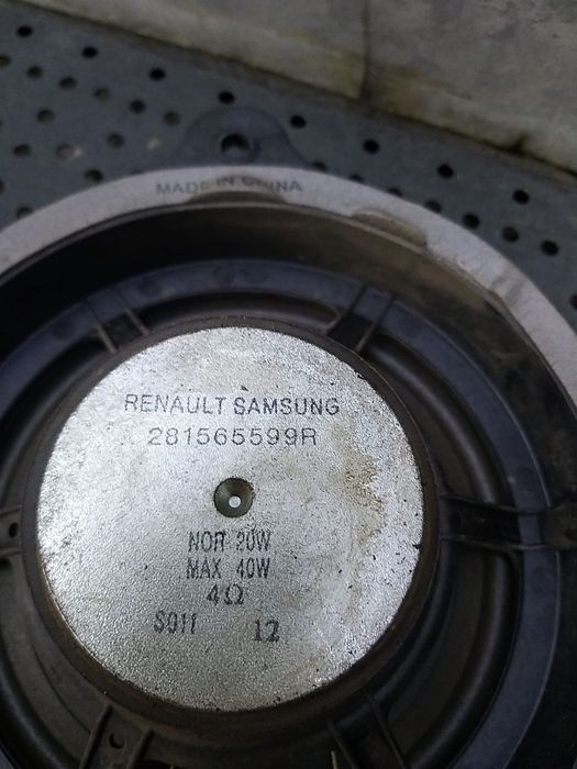 Boxa audio dreapta spate renault koleos 1 hy 281565599r