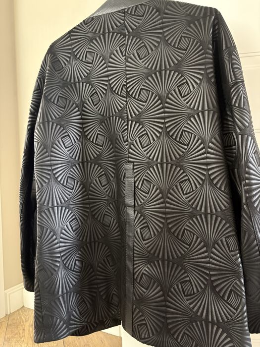 Продается демисезонная куртка