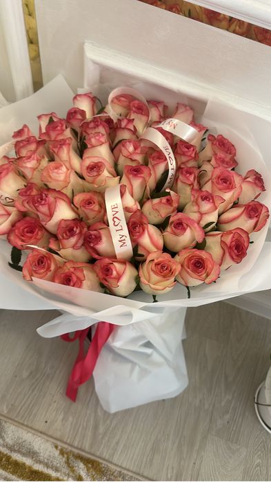 51 розалар сатылады. Бағасы 18 мыннан.