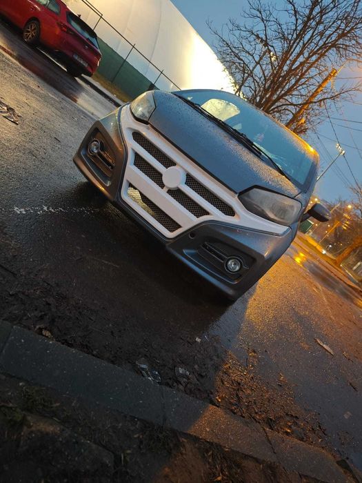 Mașină pentru permisul B1 -16 ani!