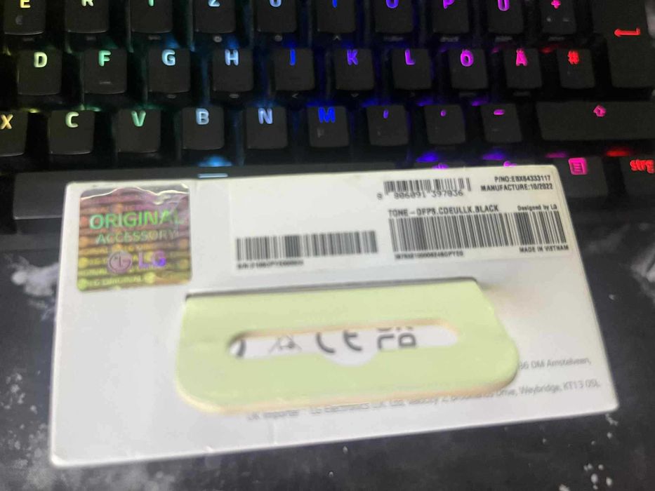 Безжични слушалки LG Tone Free DFP8, In-Ear, Bluetooth,