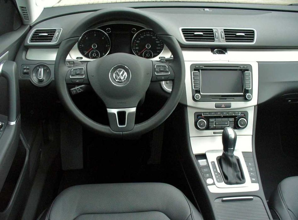 Piese Volkswagen Passat B7 2.0 TDI CFF DSG 140cp 2013 Variant