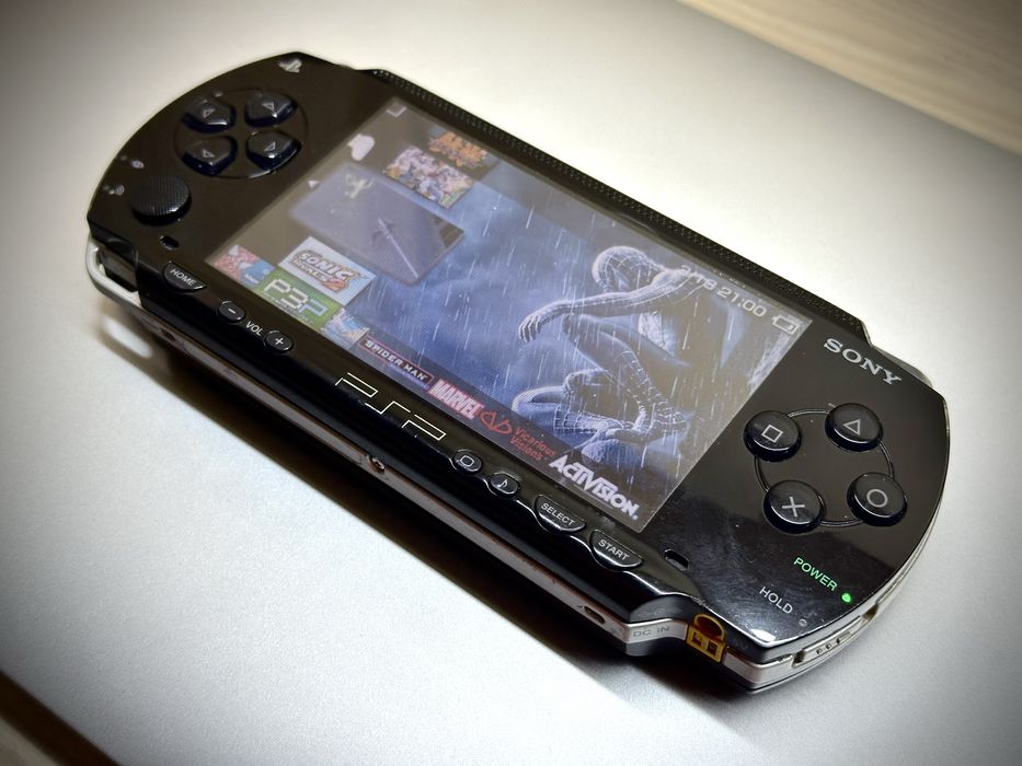 Прошитая PSP 1000