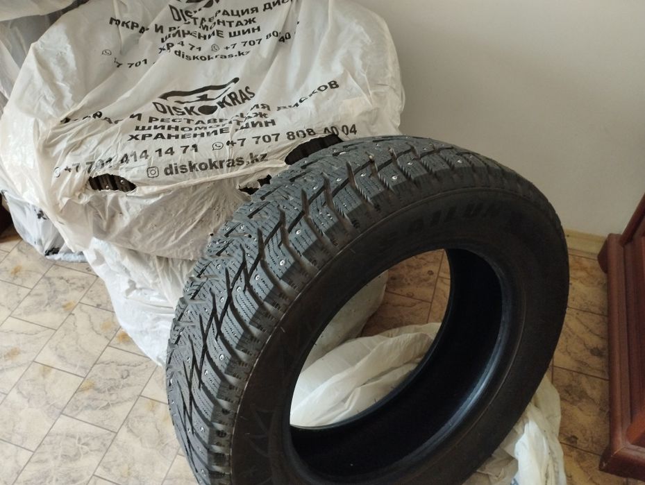 Продам шины состояние новой