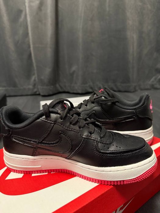 Nike Air Force 1 Hyper pink
