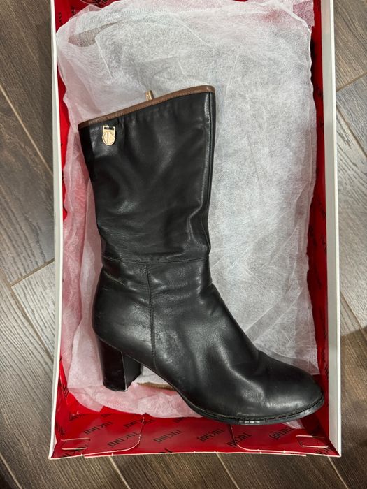 Обувь женская, сапоги