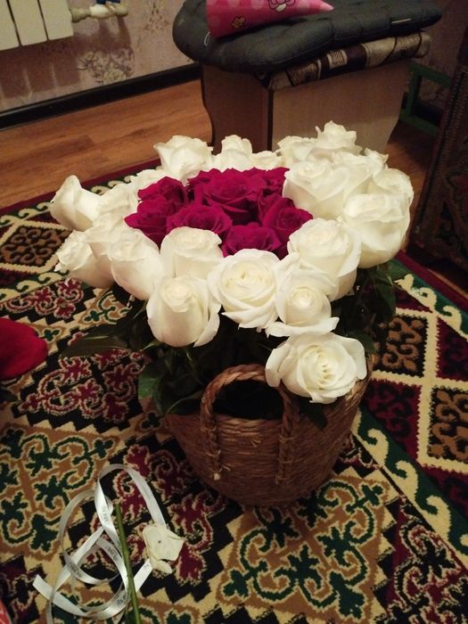 Цветы розы срочно