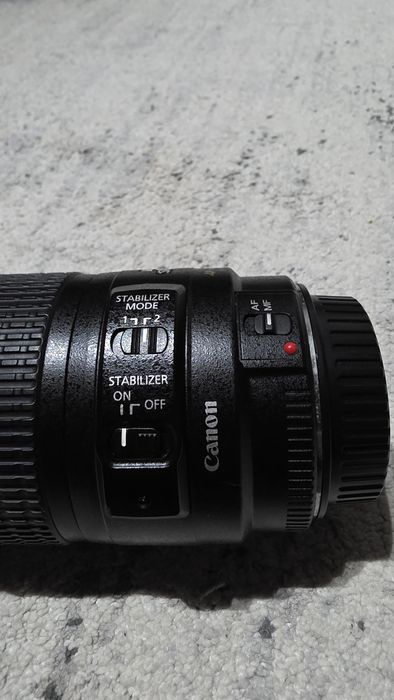 Obiectiv Canon EF 70-300mm f/4-5.6 IS USM