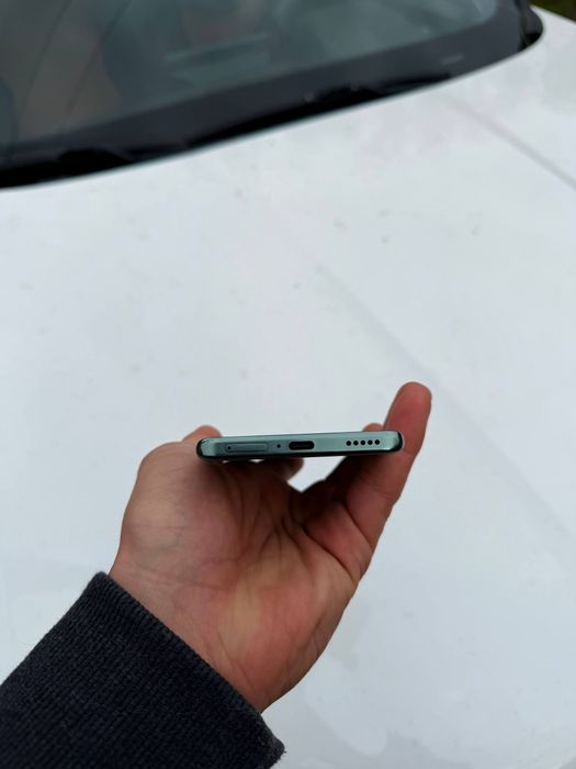 Продам телефон Honor X9B