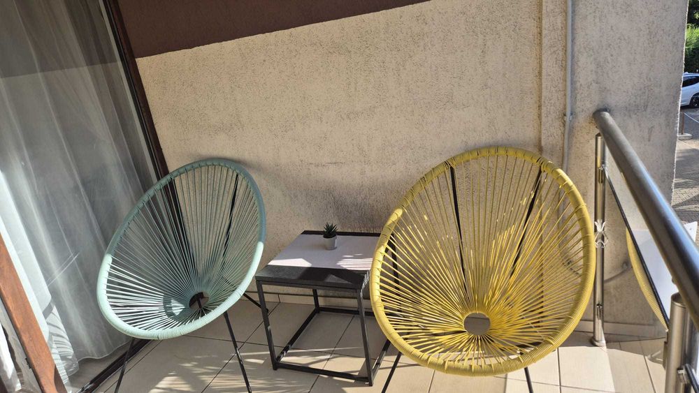 Studio Zona Pallas, Lângă Lazăr Residence