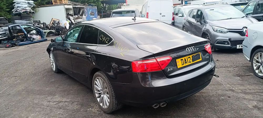 Dezmembrari / Dezmembrez AUDI A5 2.0 CGLC cutie viteze cutie viteze manuală MVT cod culoare LZ7L