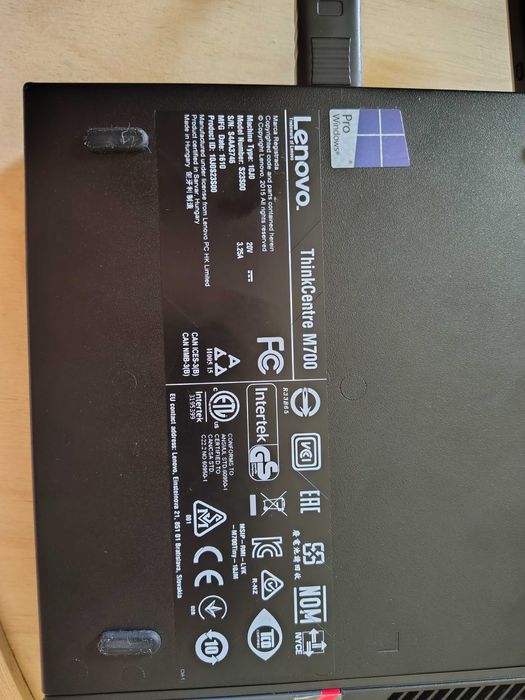 Lenovo ThinkCentre M700 Tiny / Intel Core i3