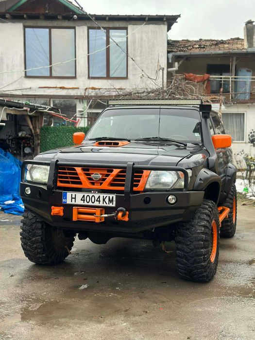Продавам джип Ниссан Патрол