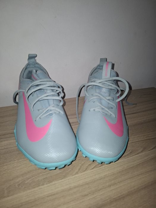 Adidași fotbal  NIKE