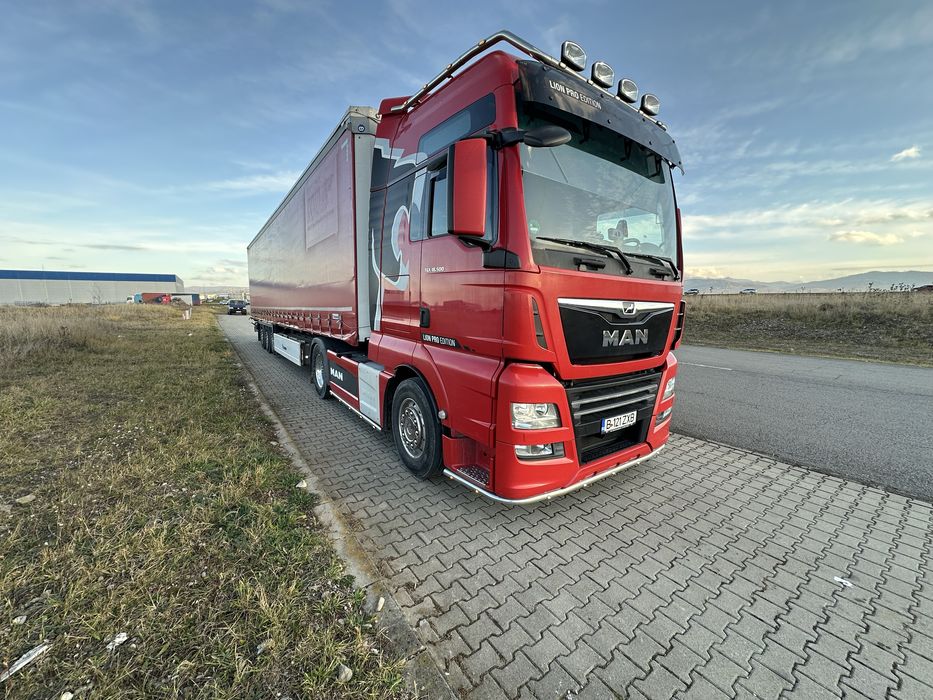 Semiremorca prelata Krone