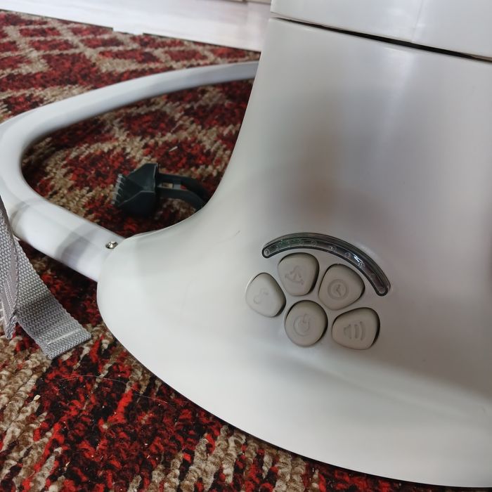 Шезлонг, люлька качалка