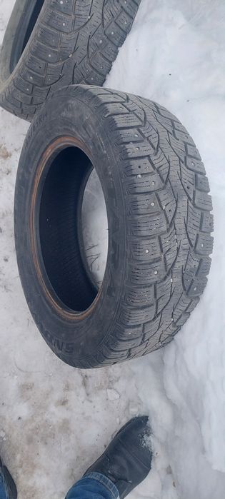 Продам шины  зимние R14