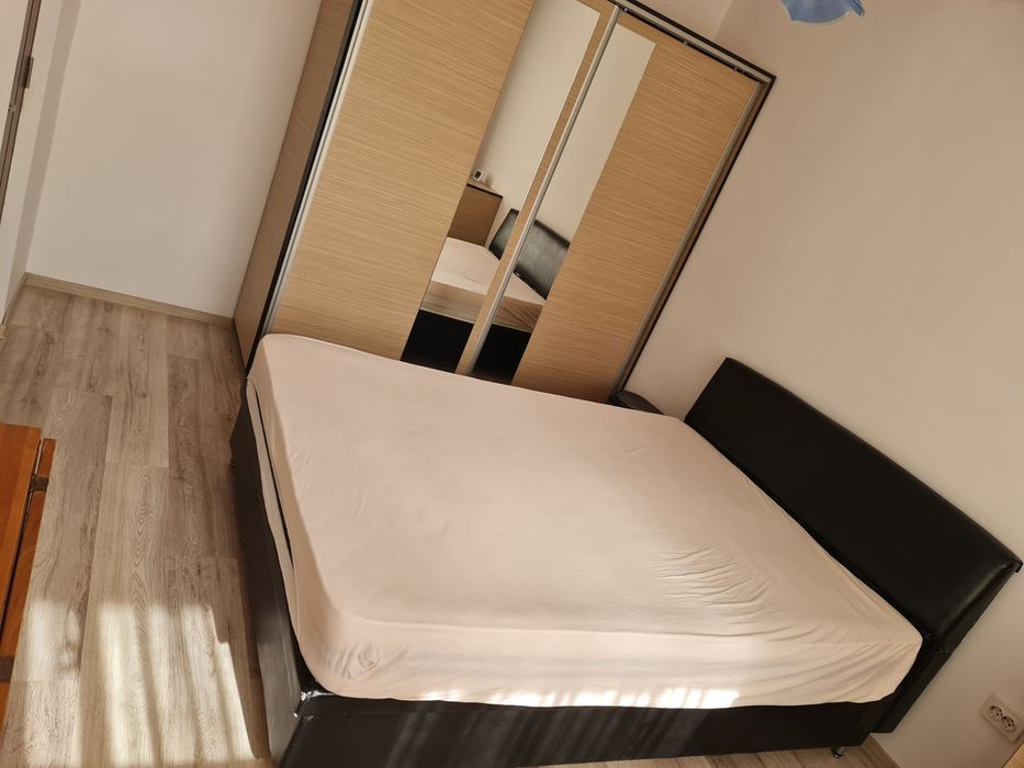 Ofer spre închiriere apartament 2 camere zona centrală