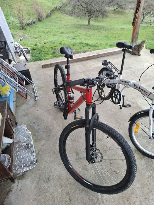 Bicicleta frâne pe disc